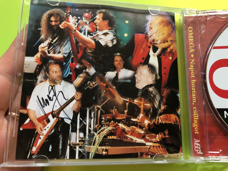 Napot hoztam, csillagot - Szuperkoncert Népstation 2001 / Audio CD / Signed by band members as pictured! (OMEGADedikalt)