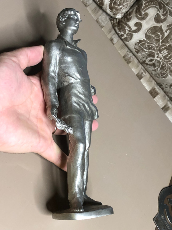 Statue of Sergei Yesenin — Soviet Metal Figurine (27.5 cm, pre-1960) (StatueSergeiYesenin)