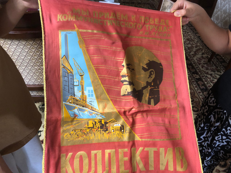Soviet Award Pennant — “Collective of Communist Labor” (1985, USSR) (SovietAwardPennant)