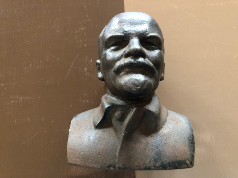 Cast Iron Bust of Vladimir Lenin — Kusa Foundry, 1975 (USSR) (IronBustVladimirLenin)