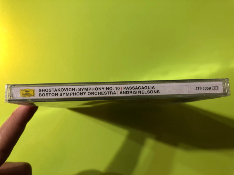 Shostakovich – Symphony No. 10 | Passacaglia (Under Stalin’s Shadow, Vol.1) CD (0028047950592)
