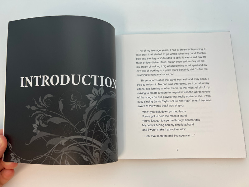 It's Time to Leave the Cemetery: Repositioning Your Life for the Next Big Thing! / Paperback (9781907080029)