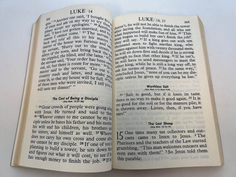 Good News for Modern Man: The New Testament in Today's English Version (TEV) / Paperback (GoodNewsModernMan)