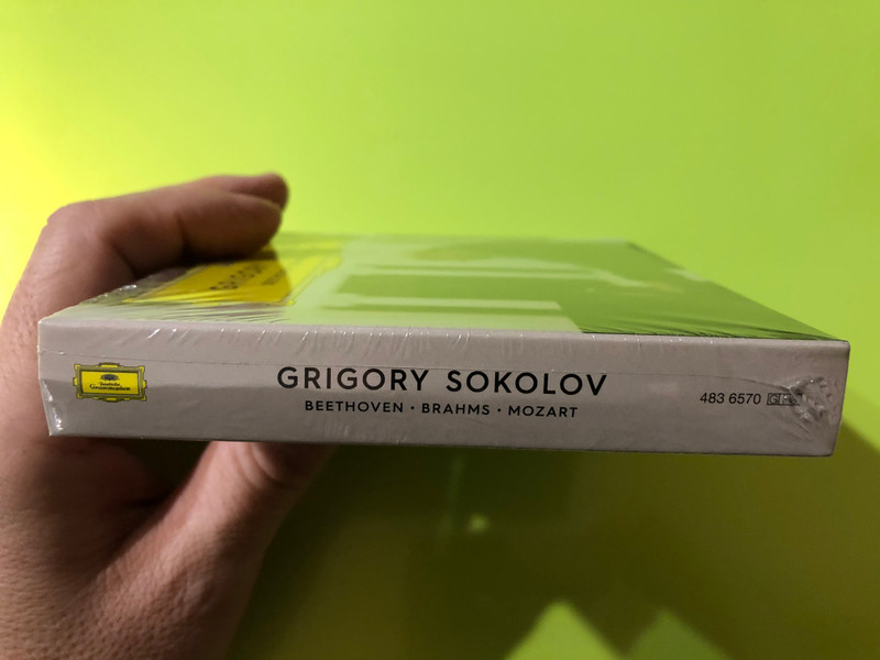 GRIGORY SOKOLOV: A Live Legacy - Beethoven, Brahms, and Mozart Piano Masterpieces / 2-CD + 1-DVD set (028948365708)