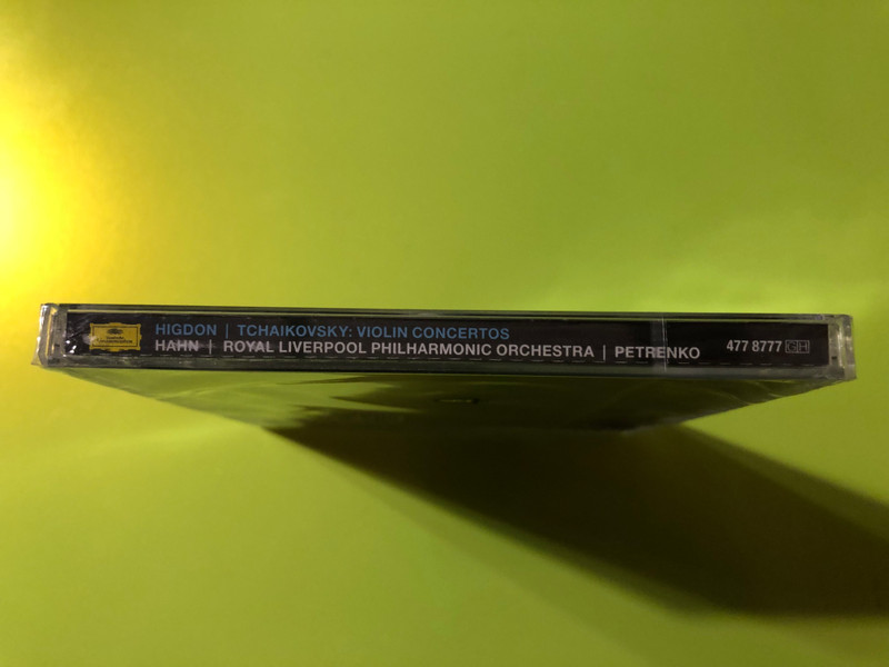 Hilary Hahn Performs Higdon and Tchaikovsky Violin Concertos: A Masterful Celebration of Old and New CD (0028947787778)