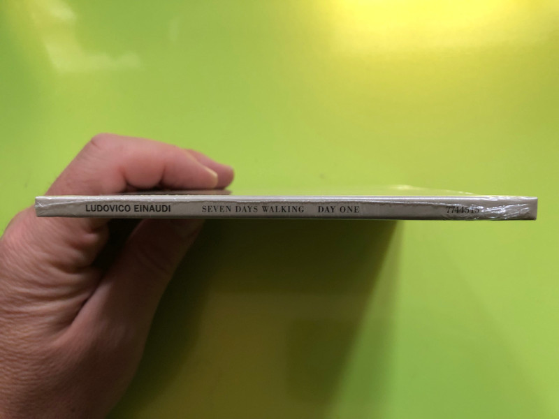 LUDOVICO EINAUDI – Seven Days Walking: Day One CD (602577445156)