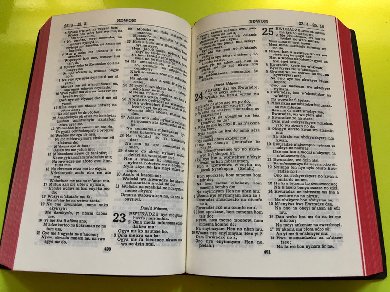 Nwoma Kronkron – The Holy Bible in Fante (Ahyɛmu Dadaw nye Fofor no) (Nwoma Kronkron)