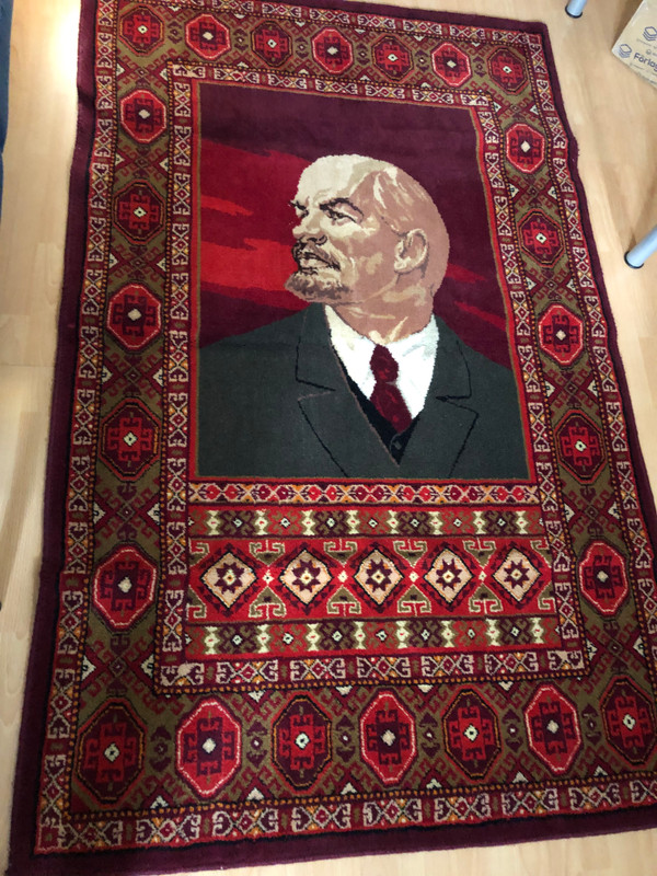Iconic Vintage Soviet Tapestry: Vladimir Lenin Portrait Rug with Geometric Borders (VladimirLeninRug)