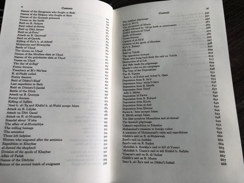 The Life of Muhammad: A Translation of Ibn Ishaq's Sirat Rasul Allah by A. Guillaume (9780196360331.)