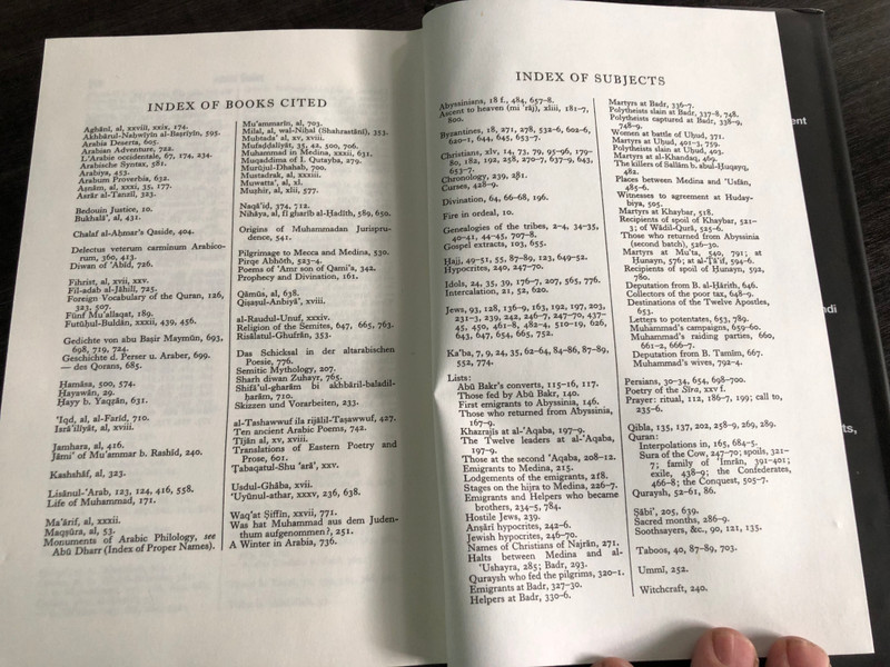 The Life of Muhammad: A Translation of Ibn Ishaq's Sirat Rasul Allah by A. Guillaume (9780196360331.)