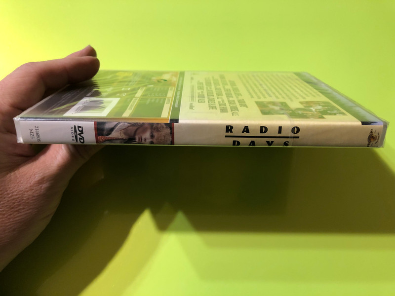 Radio Days (1987) – Woody Allen’s Nostalgic Homage to the Golden Age of Radio DVD (4045167022997)