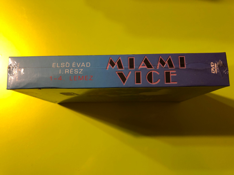 Women, Cars, and Style: Miami Vice - Season One, Part 1 (Discs 1–4) DVD (5996051051083)
