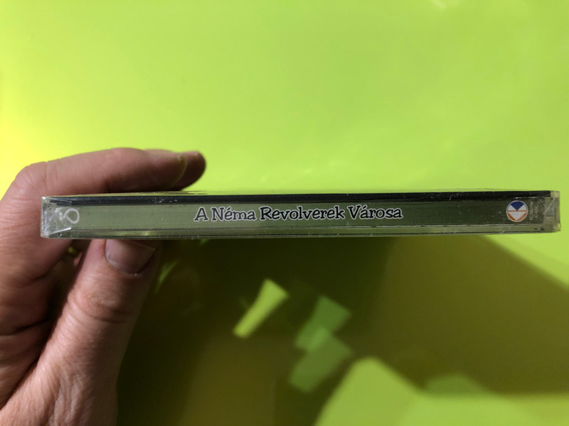 A Néma Revolverek Városa: Rejtő Jenő’s Wild West Mystery Audiobook CD (9789630959773) 