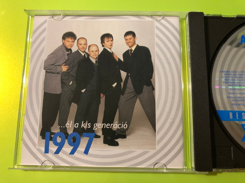 A Film Forog Tovább - Best of Első Emelet (5991813787828)