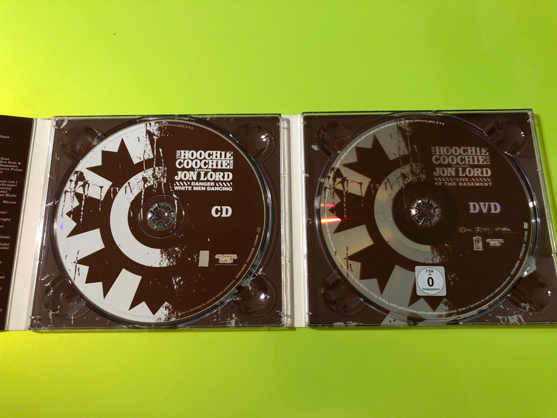 The Hoochie Coochie Men Featuring Jon Lord - Danger White Men Dancing & Live At The Basement (ear Music CD + DVD) (4029758955321)