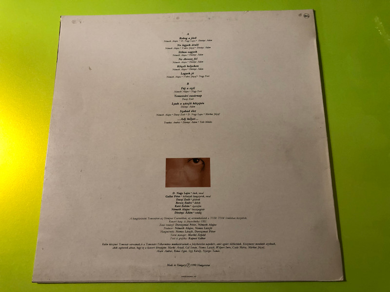 Signed Bikini Temesvári Vasárnap Vinyl LP - Rare Live Album by Favorit (SLPM 37397)