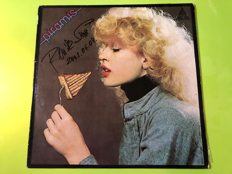 Signed Piramis I Vinyl LP by Pepita - Debut Album of Hungarian Hard Rock Legends (SLPX 17528)