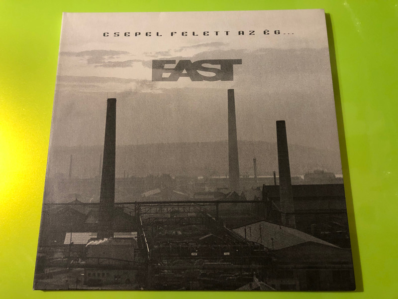 SIGNED: EAST - Csepel felett az ég... 1981 Live Recording Double Vinyl LP (5999860095064)