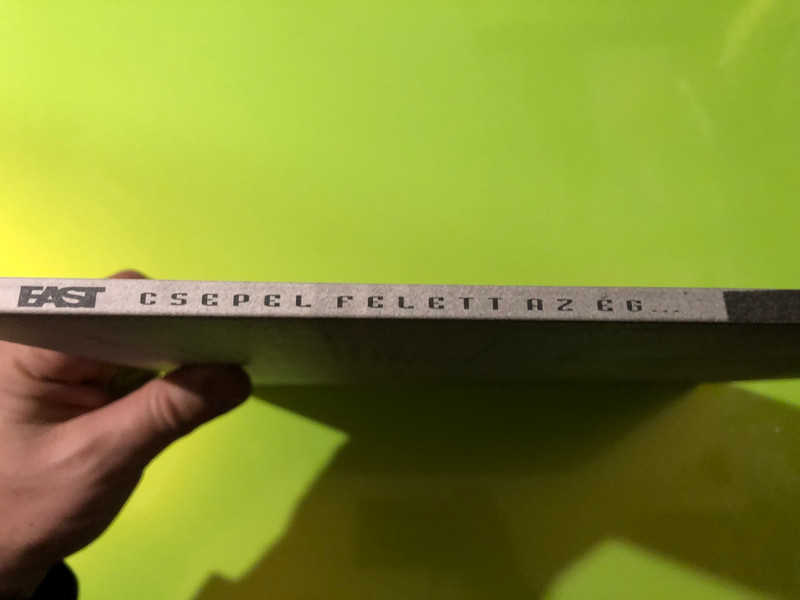 SIGNED: EAST - Csepel felett az ég... 1981 Live Recording Double Vinyl LP (5999860095064)