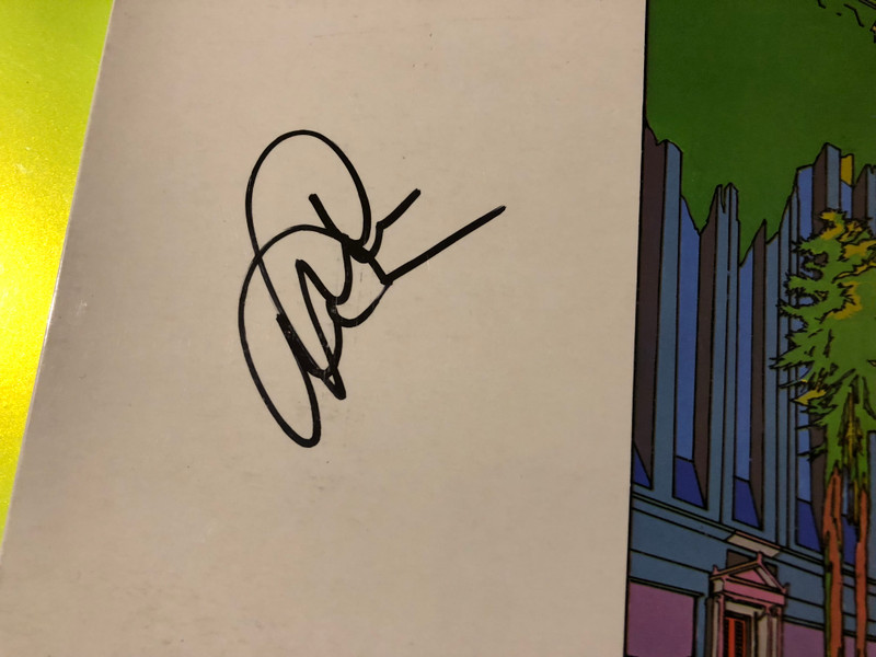 Country & Eastern Fonográf Signed Pepita International Vinyl LP (EasternFonográf)