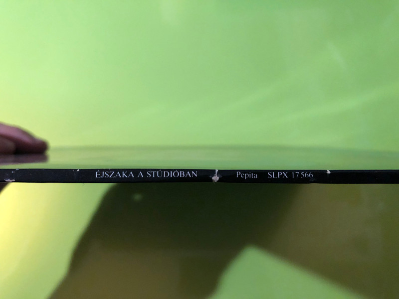 Pepita Figyelem Felvétel Éjszaka a Stúdióban Autographed Vinyl LP (ÉjszakaaStúdióban)