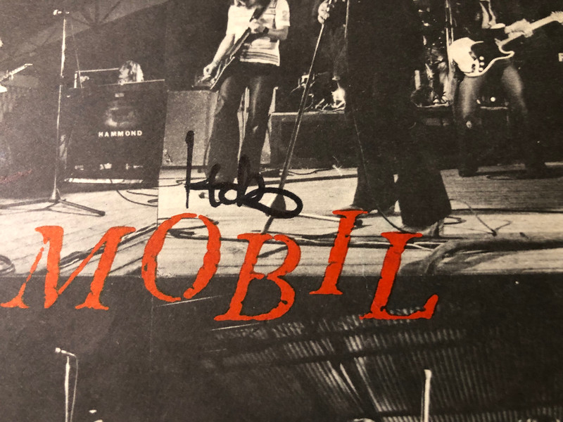 P. Mobil Autographed Live 7" Vinyl Single - Forma I. / Utolsó cigaretta (1979) (P.MobilFormaI)