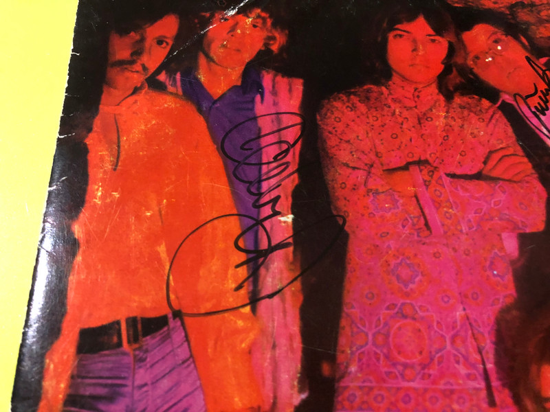 Omega Autographed 7" Vinyl Single - Dead Are The Flowers / Prodigal Son (1970) (OmegaDeadFlowers)