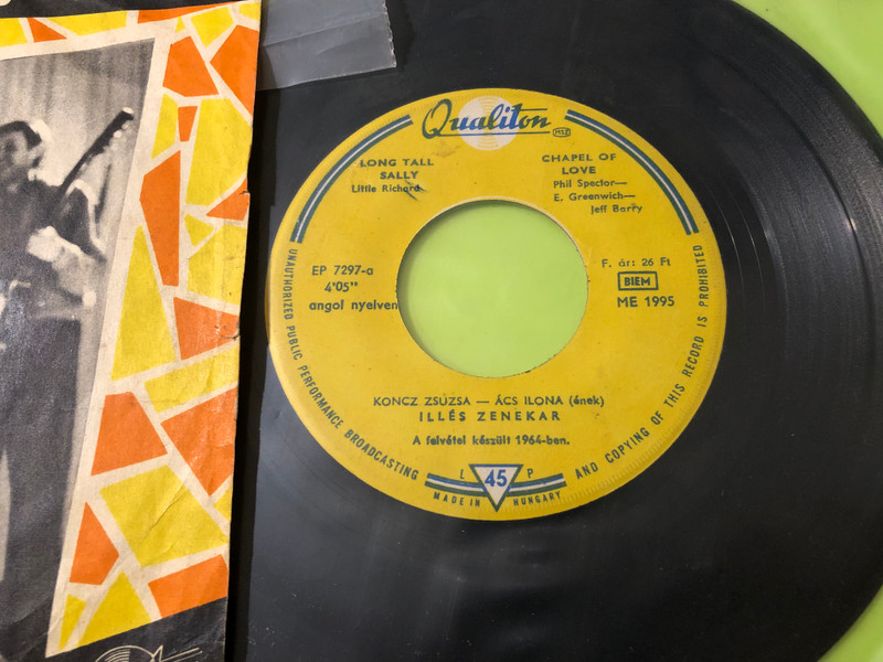 Illés Zenekar Autographed 7" Vinyl EP - Long Tall Sally / Chapel of Love (1964) (LongTallSally)