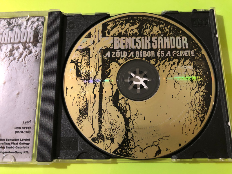 Mega HCD Bencsik Sándor: A zöld, a bíbor és a fekete Anthology CD - Autographed (5991813779229.)