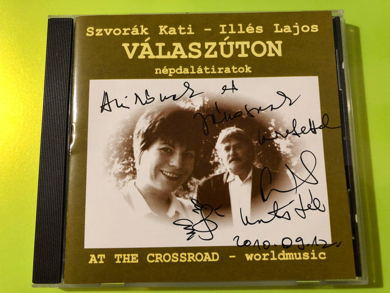 Autographed Kati Szvorák & Lajos Illés - Válaszúton (At the Crossroad) CD (KatiSzvorákLajosIllés)