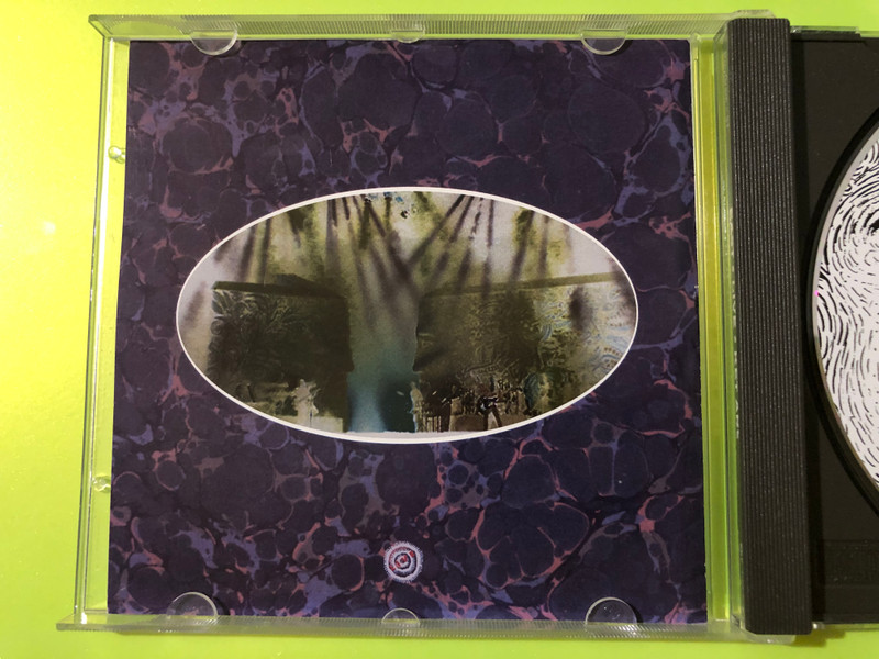 3T / PolyGram Hungary: EAST – Live: Két arc Multi-Signed CD (731452944429)