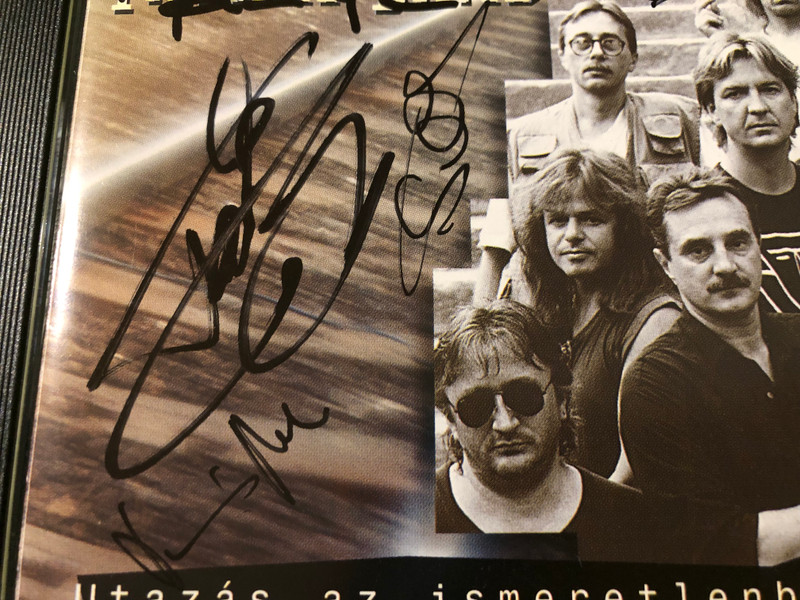 Tátrai Band - Utazás az ismeretlenbe I. Autographed Rock CD (745099785628.)