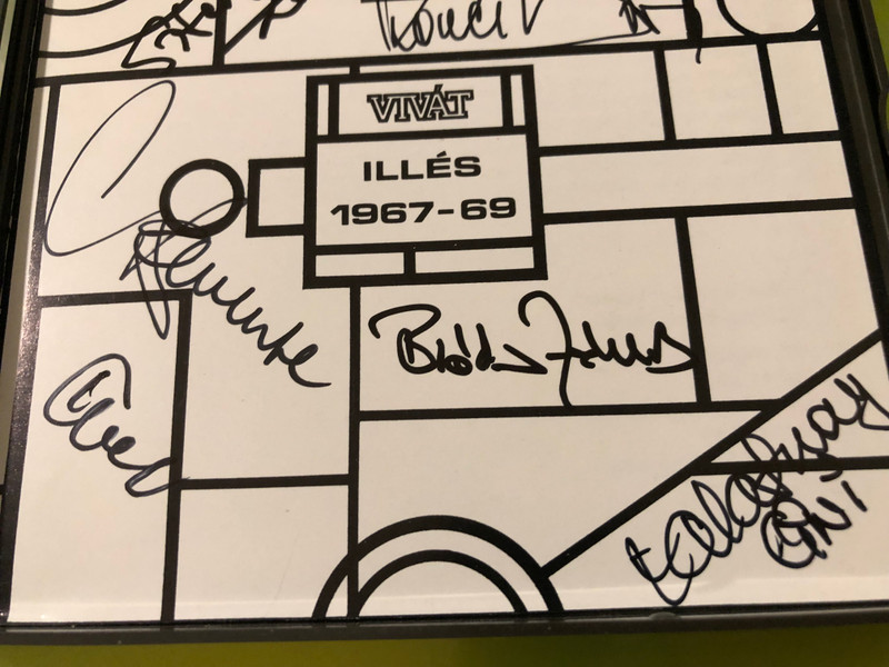 Vivát Hungaroton Illés - 1967-69 Compilation Music CD (Multi-Signed) (5991813744524)