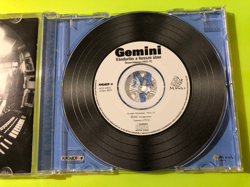 Gemini - Vándorlás a hosszú úton (Összes kislemez 1972-77) Hungaroton CD (Multi-Signed) (5991813797421.)
