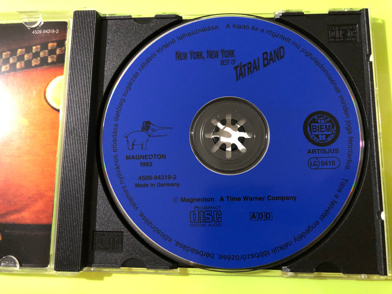 Tátrai Band - New York, New York (Best of Tátrai Band) Magneoton CD (Multi-Signed) (745099431921)