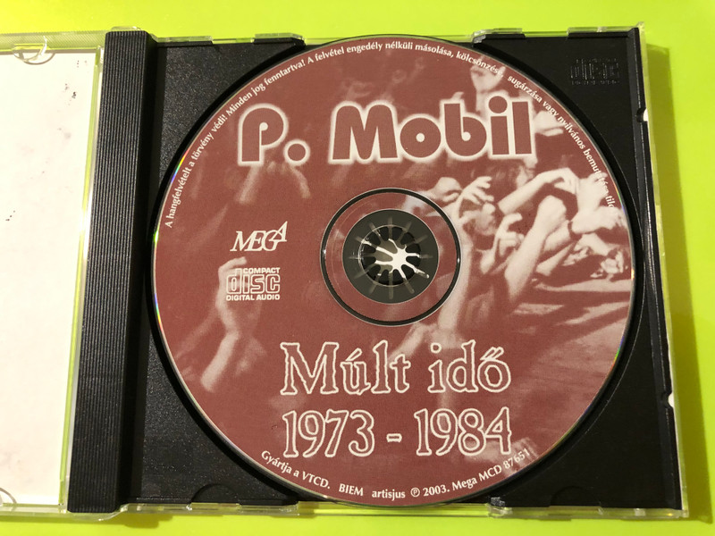 Autographed P. Mobil: Múlt Idő 1973–1984 Mega Records CD (P.MobilMúltIdő)