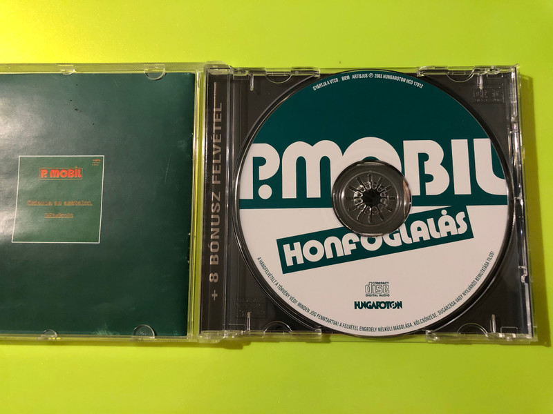 Autographed Hungaroton P. Mobil: Honfoglalás Music CD (5991811781224.)