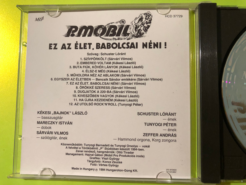 Autographed P. Mobil: Ez az élet, Babolcsai néni! Music CD (5991813772923.)