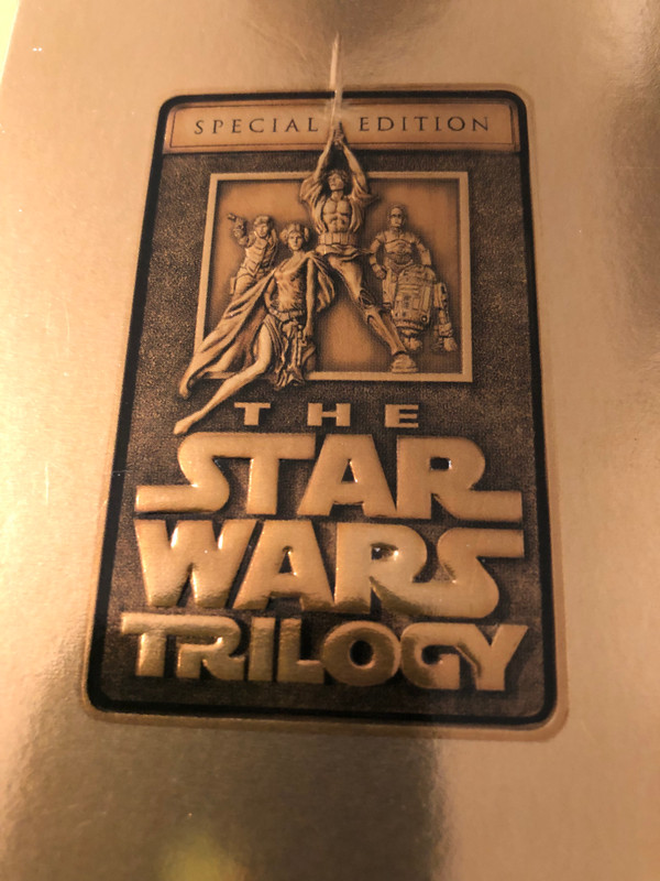 20th Century Fox Star Wars Trilógia Felújított Változat 3-VHS Gold Box Set (5997696301519)