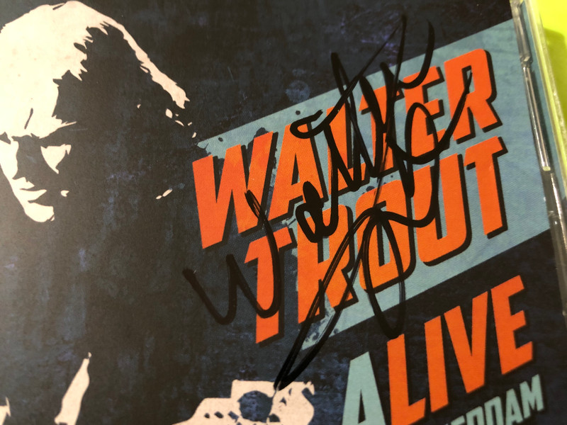 Walter Trout - Alive in Amsterdam Autographed Provogue 2-CD Set (819873013532)