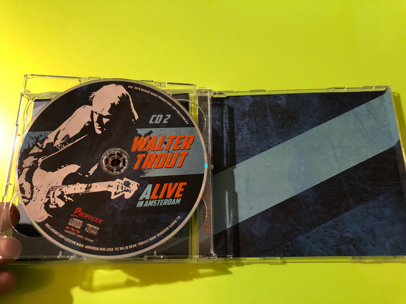 Walter Trout - Alive in Amsterdam Autographed Provogue 2-CD Set (819873013532)