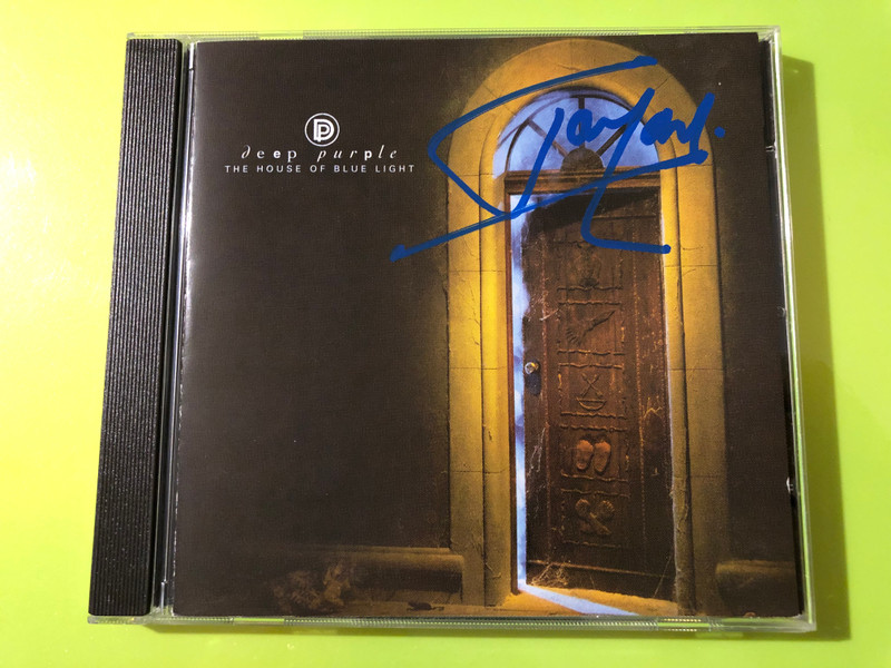 Spectrum Music: Deep Purple - The House Of Blue Light Autographed Music CD (731454616225)