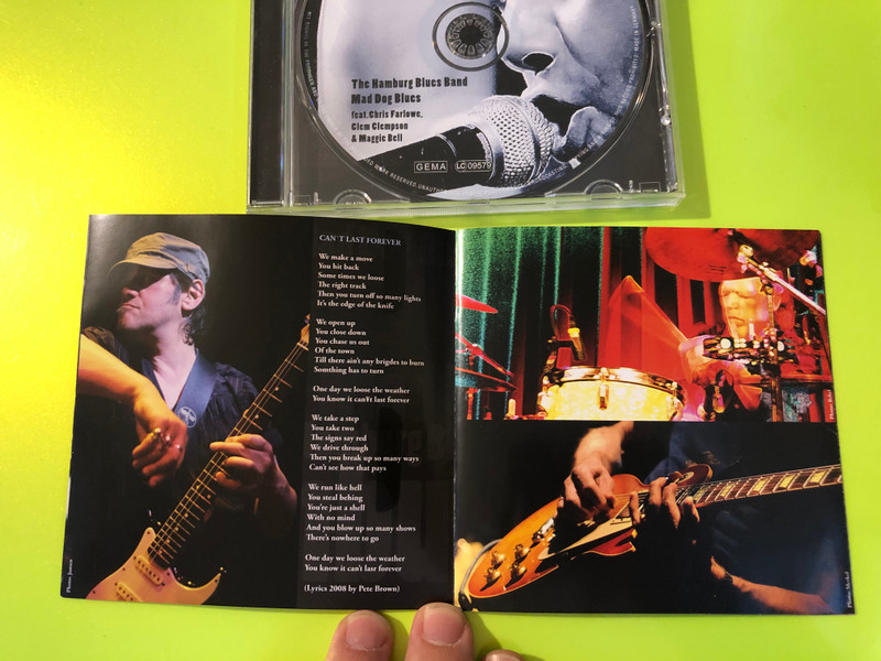 HANDMADE Music: The Hamburg Blues Band - Mad Dog Blues - Autographed Music CD (4026702985724)