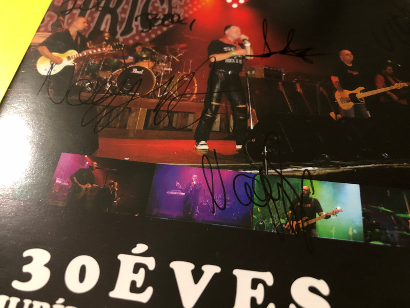 Beatrice: 30 Éves Jubíleumi Koncert PeCsa 2008 - Signed Anniversary Live DVD (5999557442157)