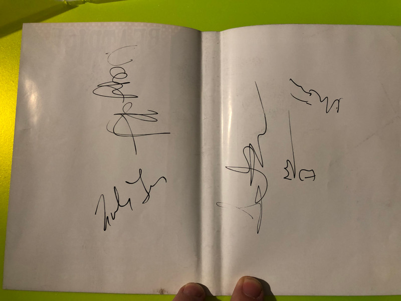 Beatrice: 30 Éves Jubileumi Koncert - Signed/Autographed DVD (PeCsa 2008) (Beatrice30Éves)