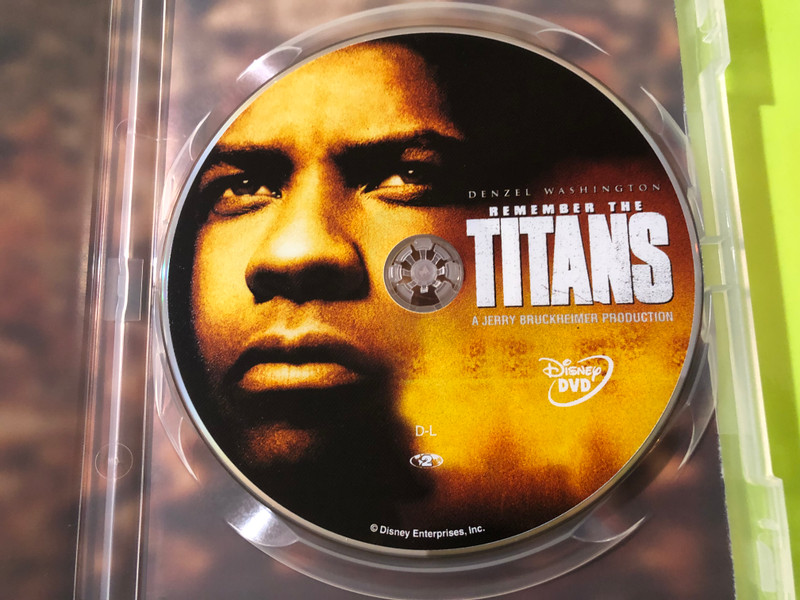Remember the Titans — Denzel Washington, Walt Disney Pictures (DVD, 2000) (5996255706833.) 