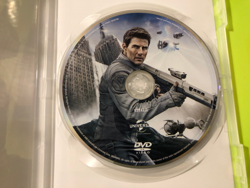 Joseph Kosinski — Oblivion (Feledés), Universal Pictures (DVD, Region 2) (5996051053230) 