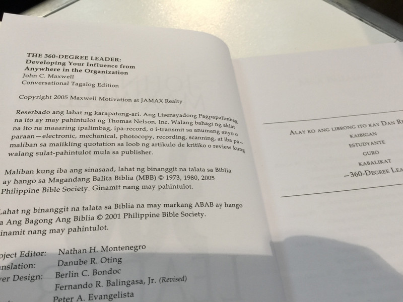 The 360-Degree Leader by John C. Maxwell - Tagalog Language Edition / Developing Your Influence from Anywhere in the Organization 