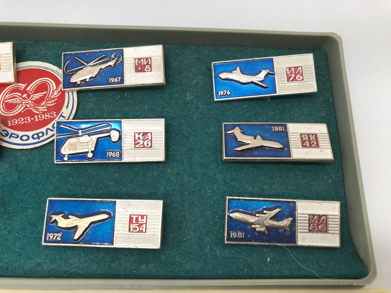 Aeroflot Celebrating 60 Years 1923-1983 Russian Airlines Limited Edition Airplane Type 12 Pushpins