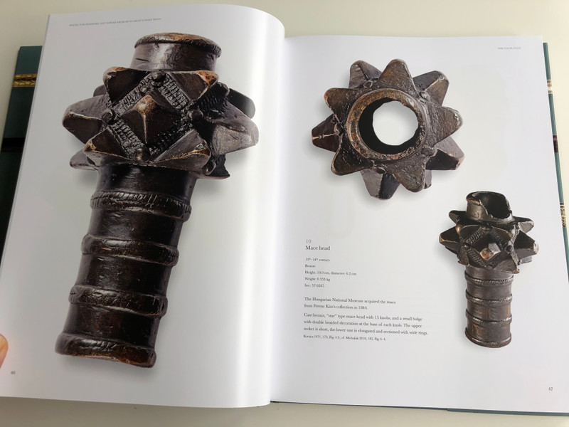 Maces, War-Hammers and Topors from Hungarian Collections by Kovács S. Tibor / 101 Weapons in this book / Martin Opitz Kiadó / Over 375 colour illustrations (9789639987166)